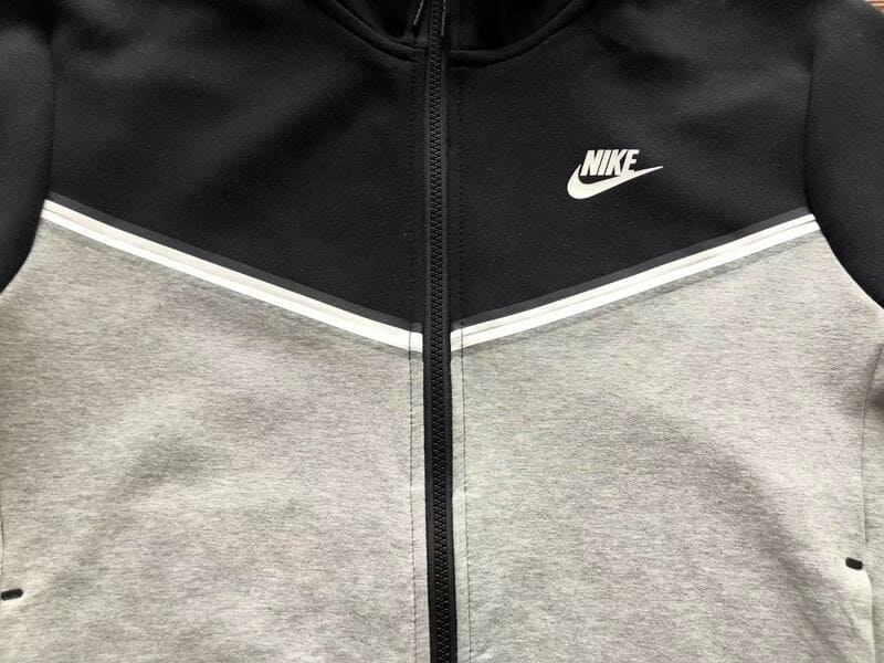 Nike Tech Fleece Black and Gray Set 
