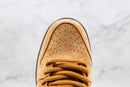 Nike SB Dunk Low Wheat - ELEGANZ OUTLET