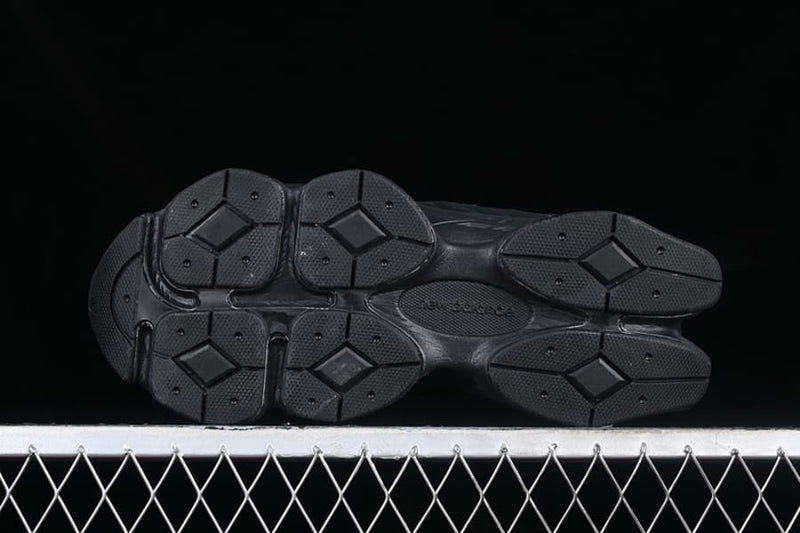 New Balance 9060 Triple Black 