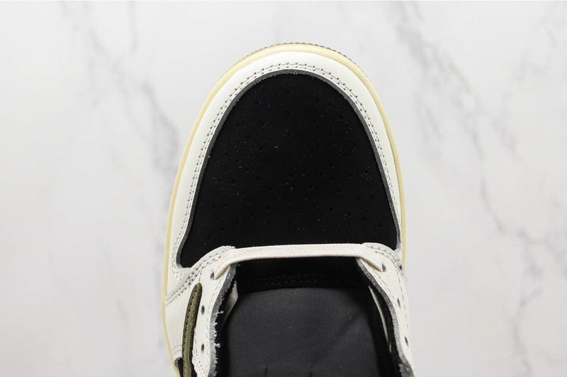 Travis Scott x Air Jordan 1 Retro Low OG 'Olive' - ELEGANZ OUTLET