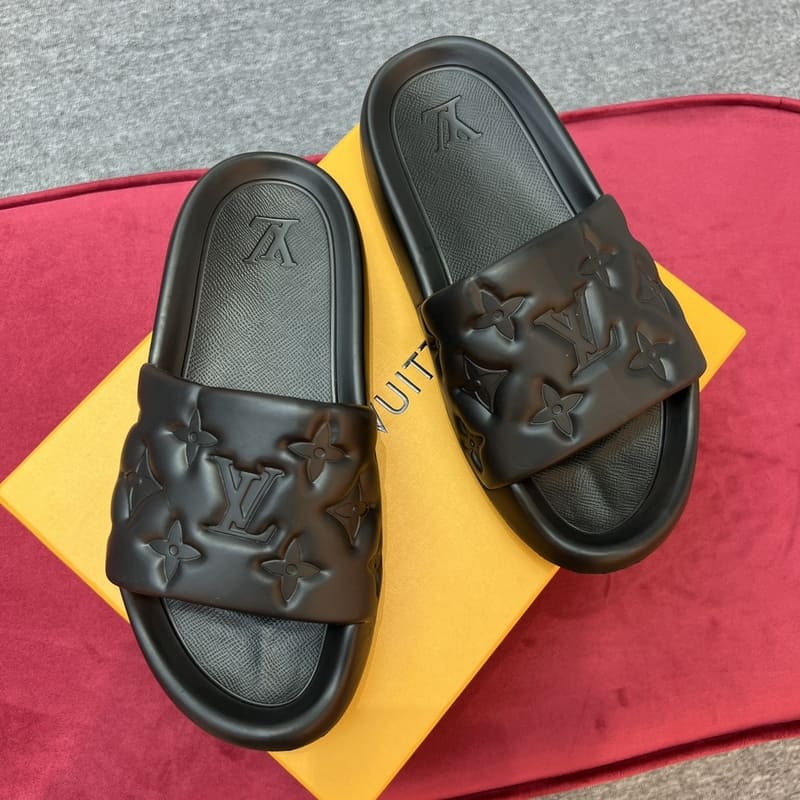 Louis Vuitton Waterfront Slide Black 