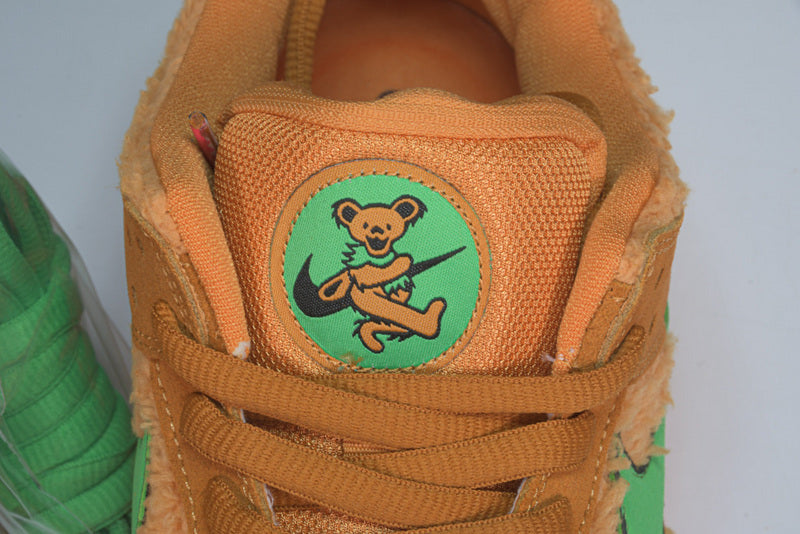 Nike Dunk Low Grateful Dead Bears Orange 