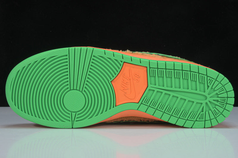 Nike Dunk Low Grateful Dead Bears Orange 