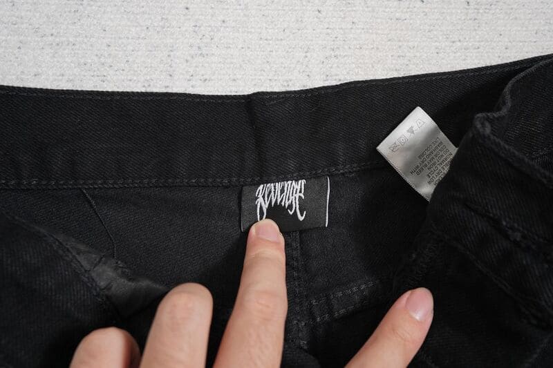 Revenge Jeans 