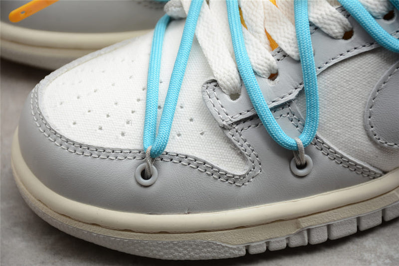 Off-White x Nike Dunk Low Lot 2 of 50 