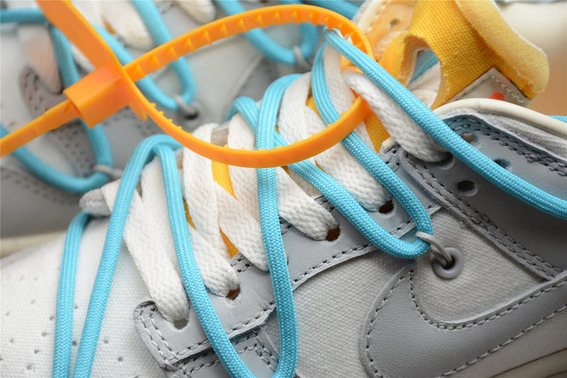 Off-White x Nike Dunk Low Lot 2 of 50 