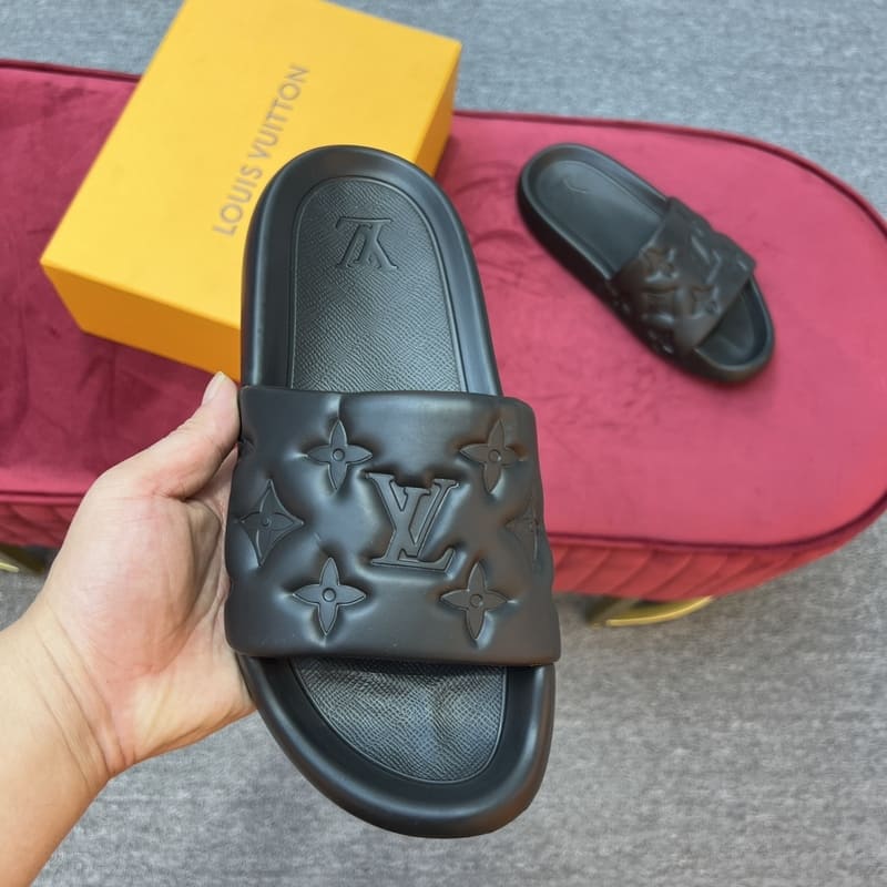 Louis Vuitton Waterfront Slide Black 
