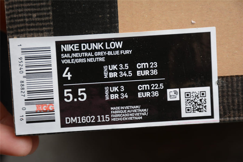 Off-White x Nike Dunk Low Lot 2 of 50 