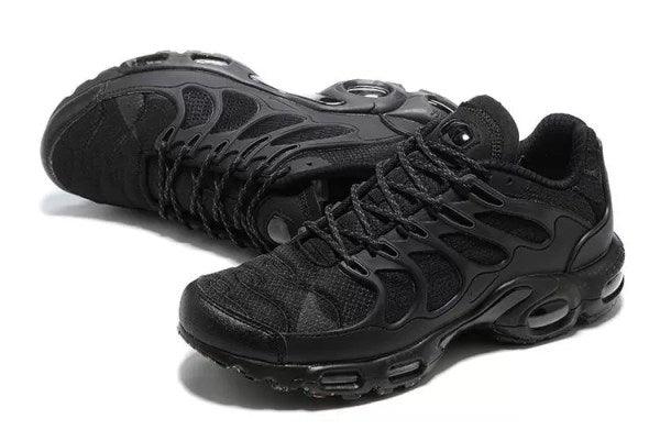 Air Max Plus Terrascape “Triple Black” - ELEGANZ OUTLET