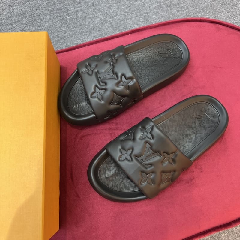 Louis Vuitton Waterfront Slide Black 