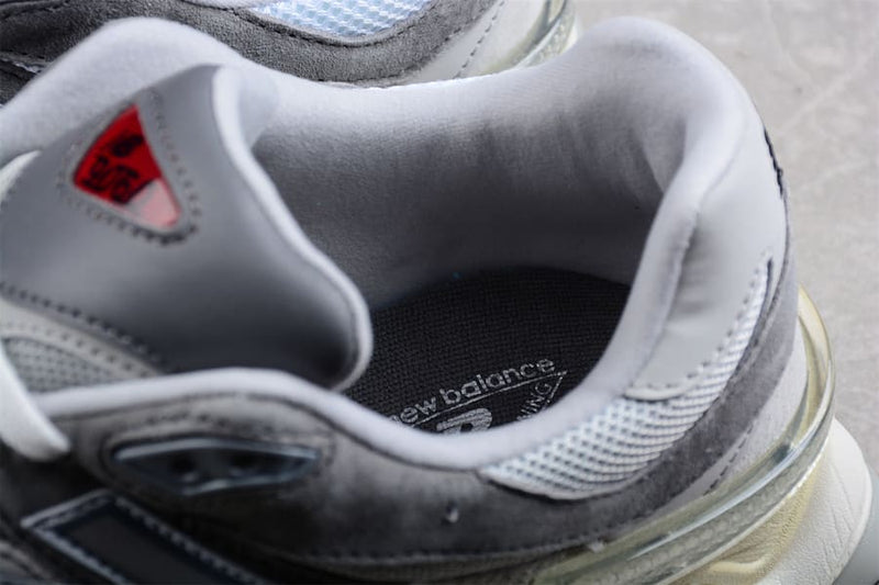 New Balance 9060 Rain Cloud Gray