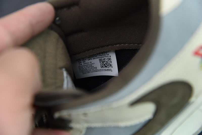 Nike Dunk Low - Travis Scott x Playstation - ELEGANZ OUTLET