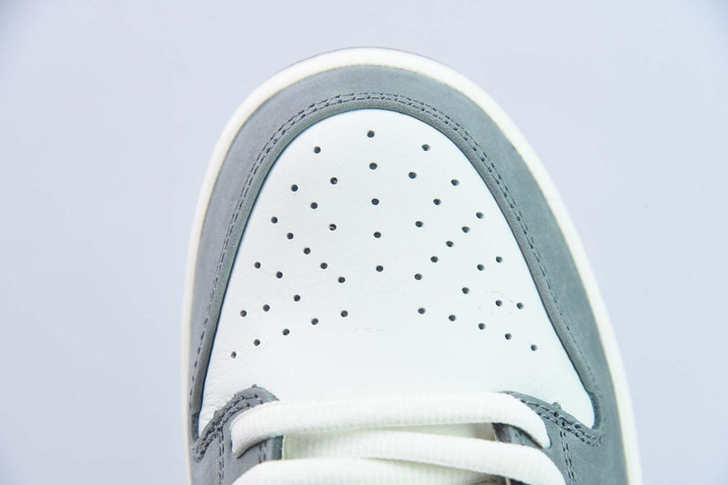 Nike Dunk Low SB "Yuto Horigome" - ELEGANZ OUTLET