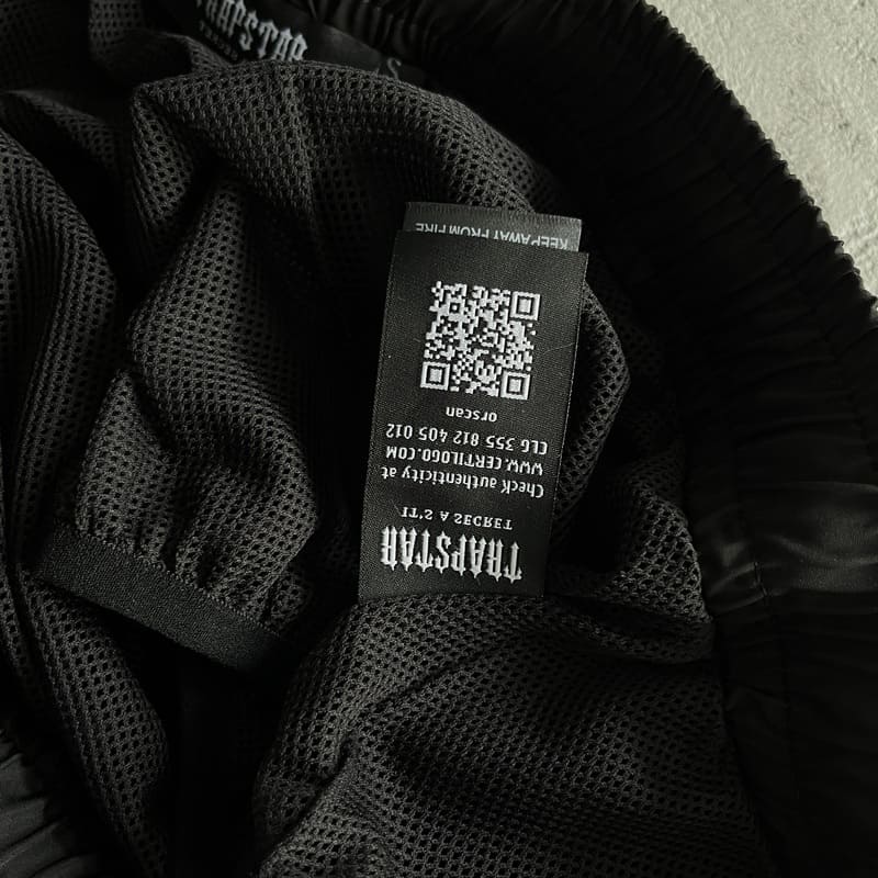 Trapstar Script Swimming Shorts Black/Dazzling Blue 