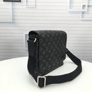 Louis Vuitton Messenger Bag District Monogram Eclipse 