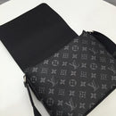 Louis Vuitton Messenger Bag District Monogram Eclipse 